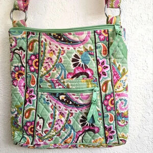 Vera Bradley Square hipster in tutti frutti mint Paisley print
